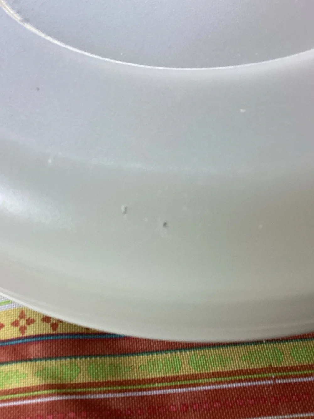 Tupperware Vintage Divided Round Serving Tray with Lid
